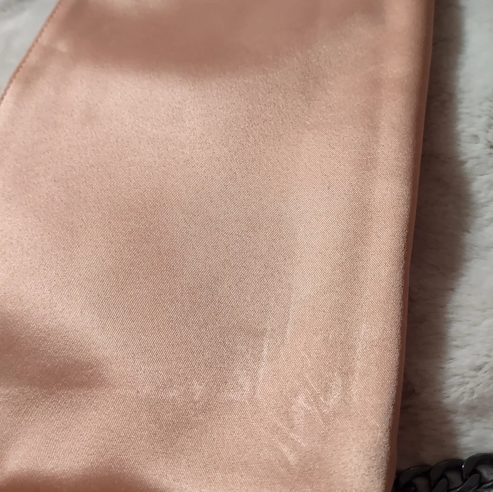 🆕 Gucci Beauty Bag repurposed to Crossbody - Picture 9 of 12